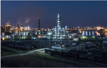 Figure I3 Oil refinery - photo 5