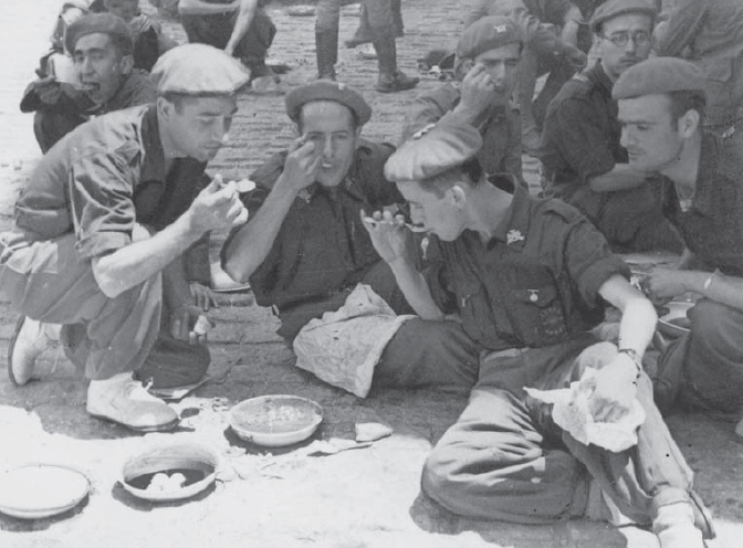 The initial batch of volunteers for the division was concentrated in Spanish - photo 2