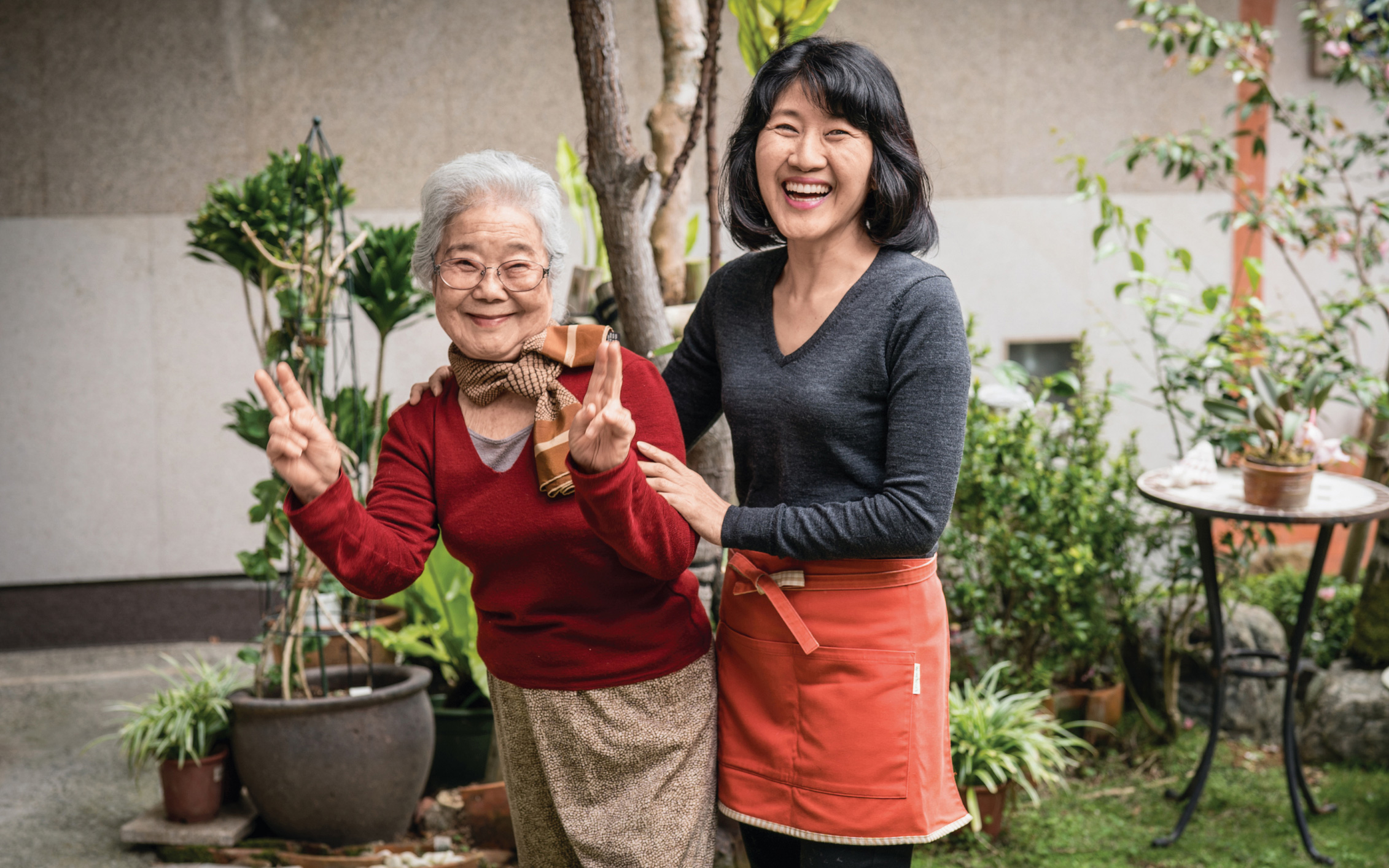 A mother and daughter who are co-owners of the Daiichi Hotel in Okinawa A - photo 8