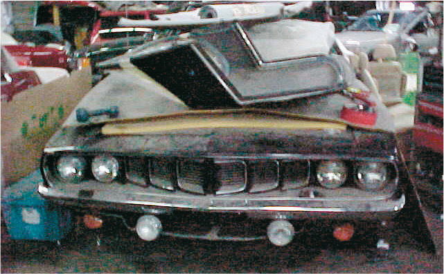 This was the first hidden car I ever discovered a 1971 Plymouth Cuda sitting - photo 11