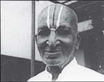 Krishnamacharya a los 84 aos Krishnamacharya pas ms de siete aos con este - photo 12