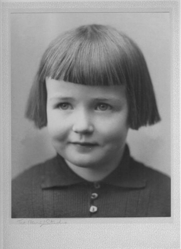 Mum about five years old Mum and her brother Des around 1939 Despite - photo 3