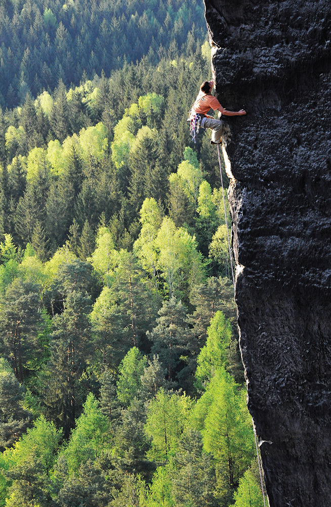 ROCK CLIMBING ANCHORS A Comprehensive Guide Topher Donahue and Craig Luebben - photo 2