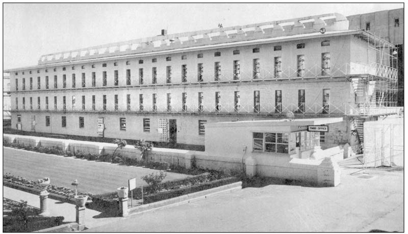 This cell block at San Quentin was called for many years the Spanish Block or - photo 5