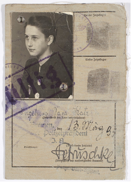 Inge SaraKatz age 13 The Nazis added the middle name of Sara on allpassports - photo 1