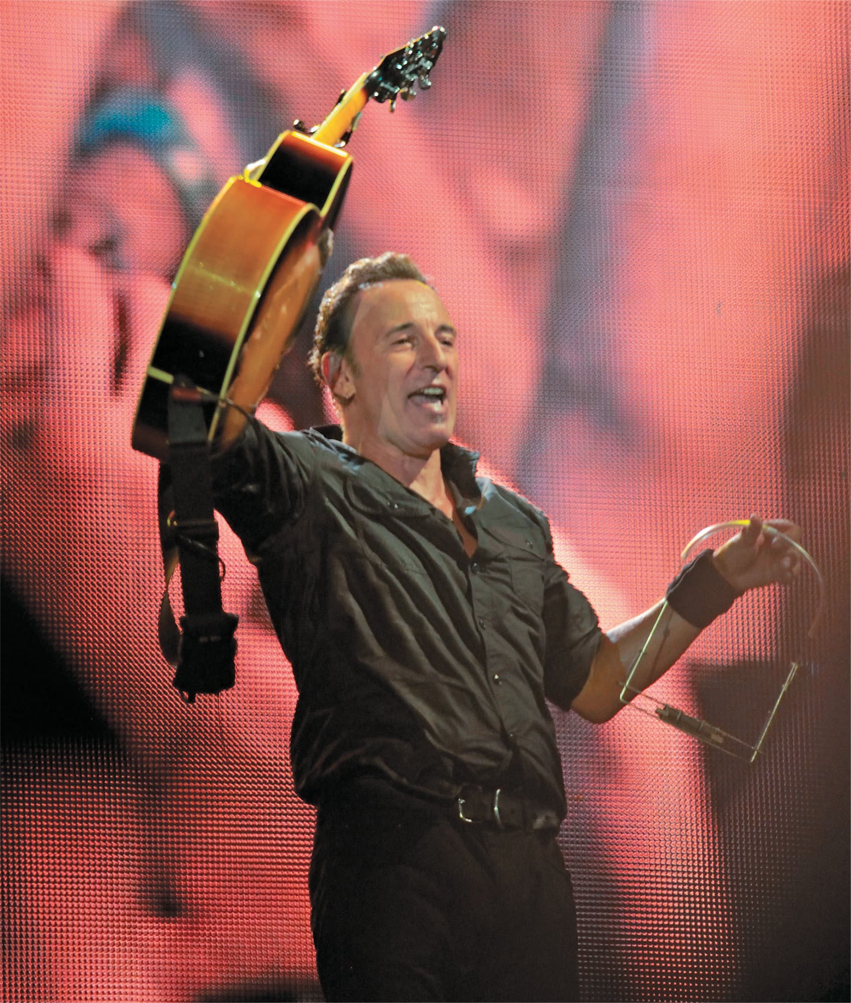 BOSS BRUCE SPRINGSTEEN AND THE E STREET BANDTHE ILLUSTRATED HISTORY GILLIAN - photo 2