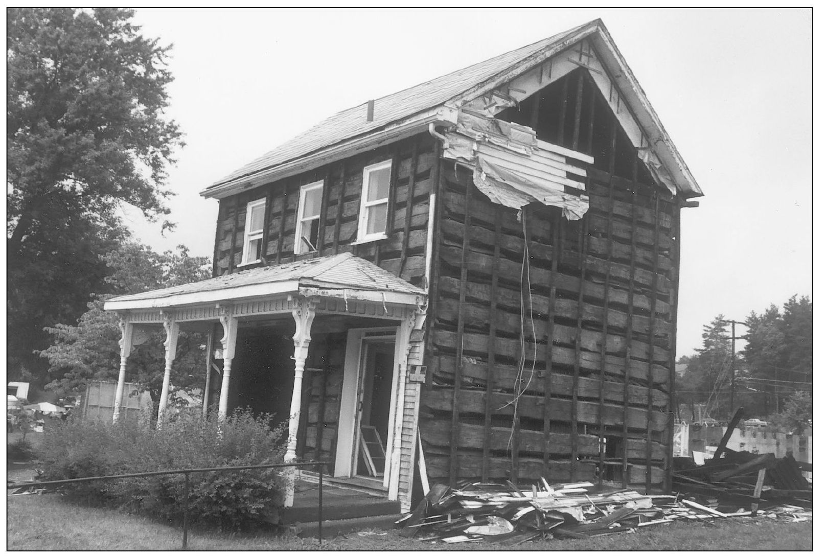 A Findley family log house once stood where the village library now sits It - photo 11