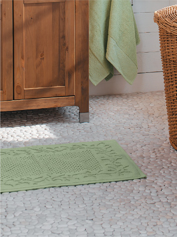 Stones cut to resemble river rocks make an unusual bathroom floor The stones - photo 15