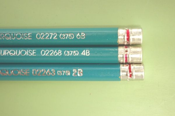 Figure 1-2 Common B pencils No 2 or HB Pencil The No 2 or HB pencil is - photo 2