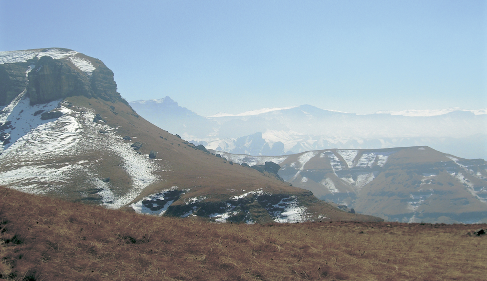 15 The high Drakensberg over which Orpens expedition climbed in 1873 16 One - photo 15