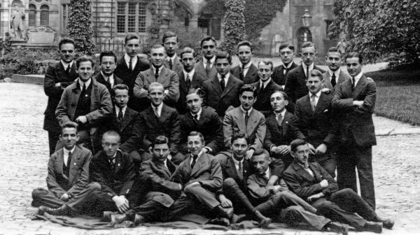 The Association of Zionist students in the summer of 1919 Fromm is in the - photo 6