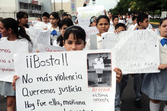 Peace in the future Schoolgirls in Culiacn march against violence They carry - photo 17