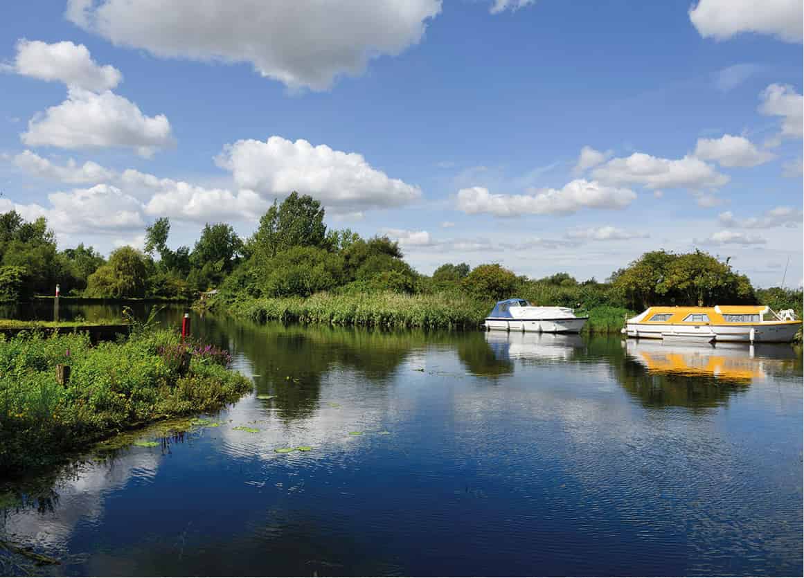 Boating on the Norfolk Broads Hire a boat for the day take a cruise trip or - photo 4