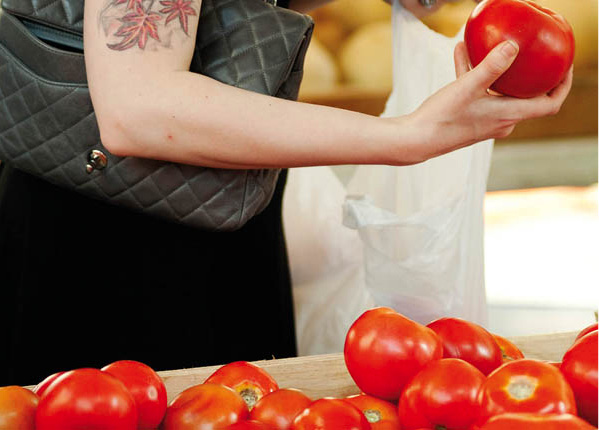 Foodies For fresh produce try Union Square Greenmarket Eataly or Chelsea - photo 6