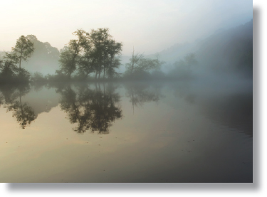 Morning mist cloaks the Chattahoochee River in northern Georgia The - photo 8