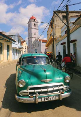 The time to visit Cuba is now President Barack Obamas announcem - photo 9