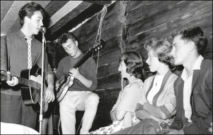 Seen onstage in the Rainbow Room of the Casbah Club on August 29 1959 the - photo 4