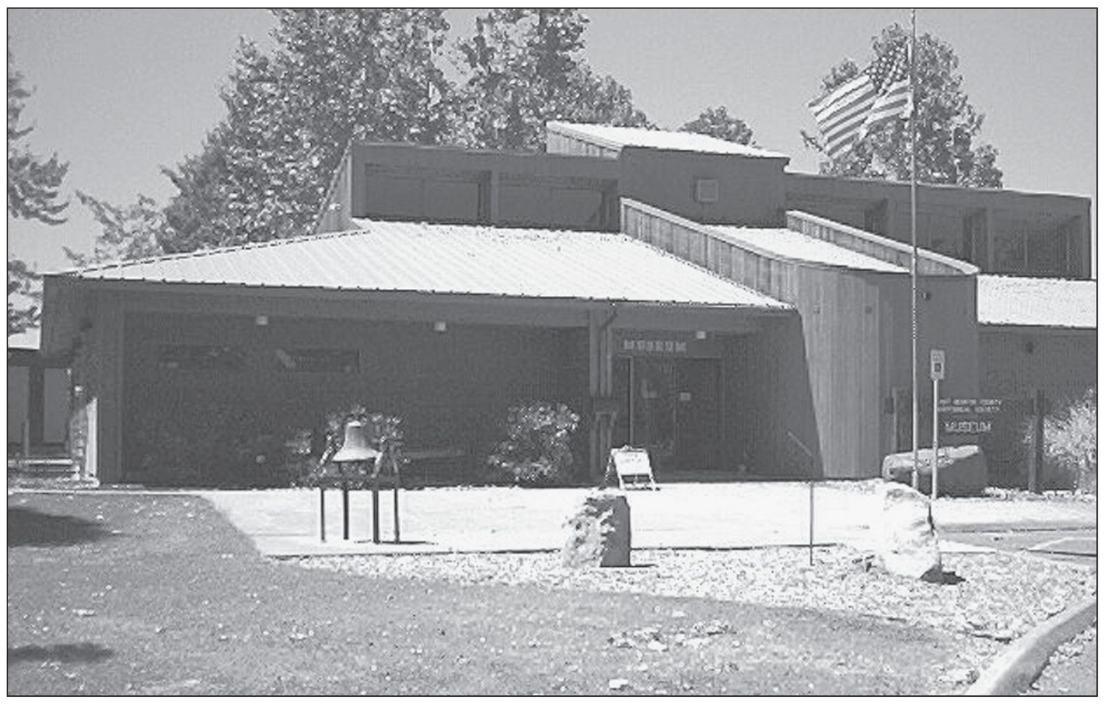 KENNEWICKS EAST BENTON COUNTY MUSEUM BUILDING This wonderful building located - photo 2