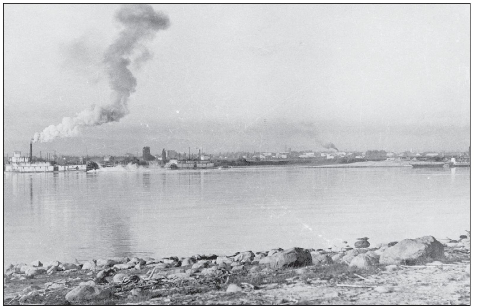 ACROSS THE COLUMBIA RIVER This view is looking towards Kennewick across the - photo 4