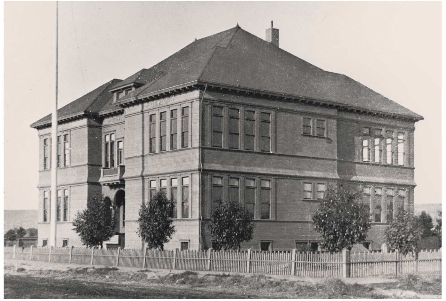 Sixteenth Street School has a unique place in the history of San Pedro schools - photo 6