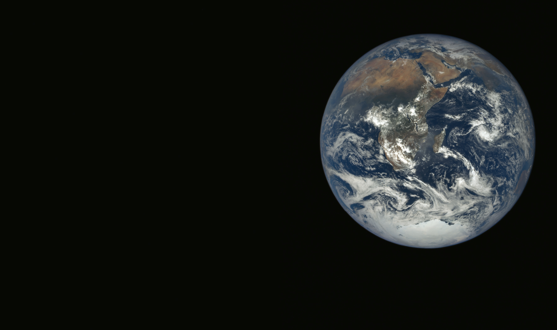 Earth as seen by the DSCOVR satellite positioned about 1 million miles away - photo 2