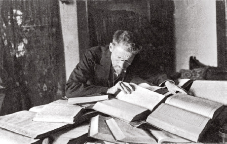 Eliezer Ben-Yehuda surrounded by books Central Zionist Archives Hayim - photo 9