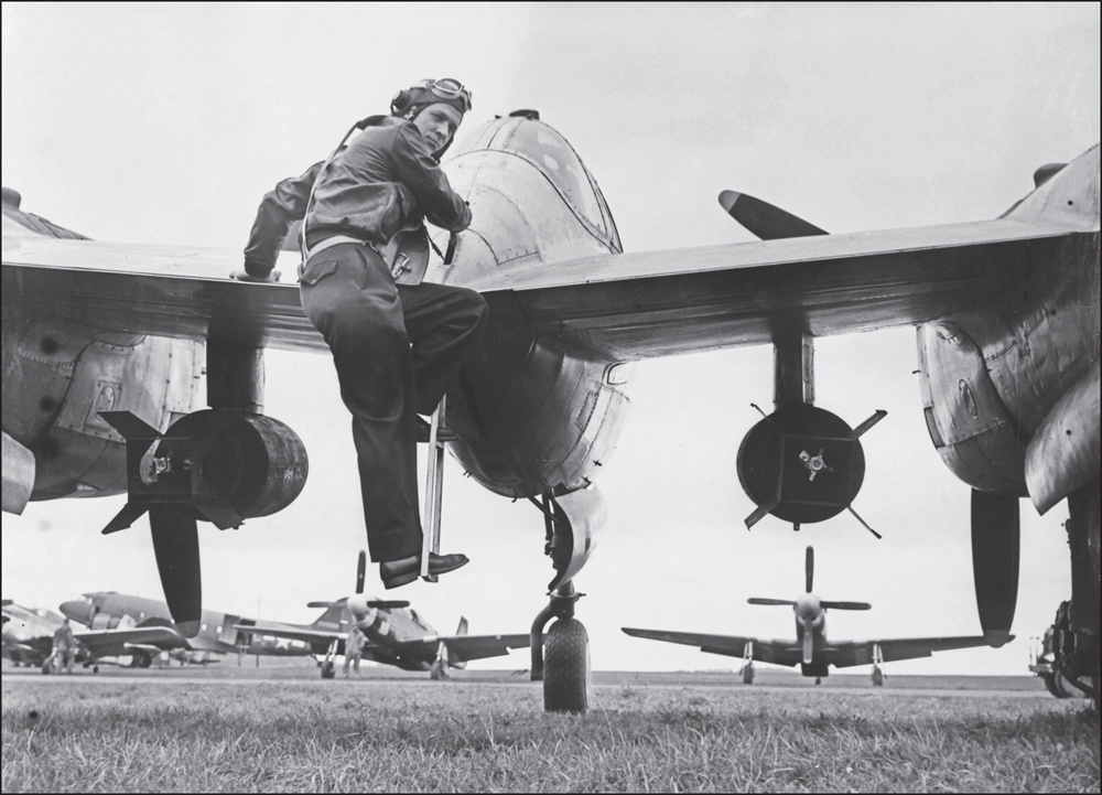 Lockheeds P-38 Lightning was radical in nearly every waynose gear twin booms - photo 2