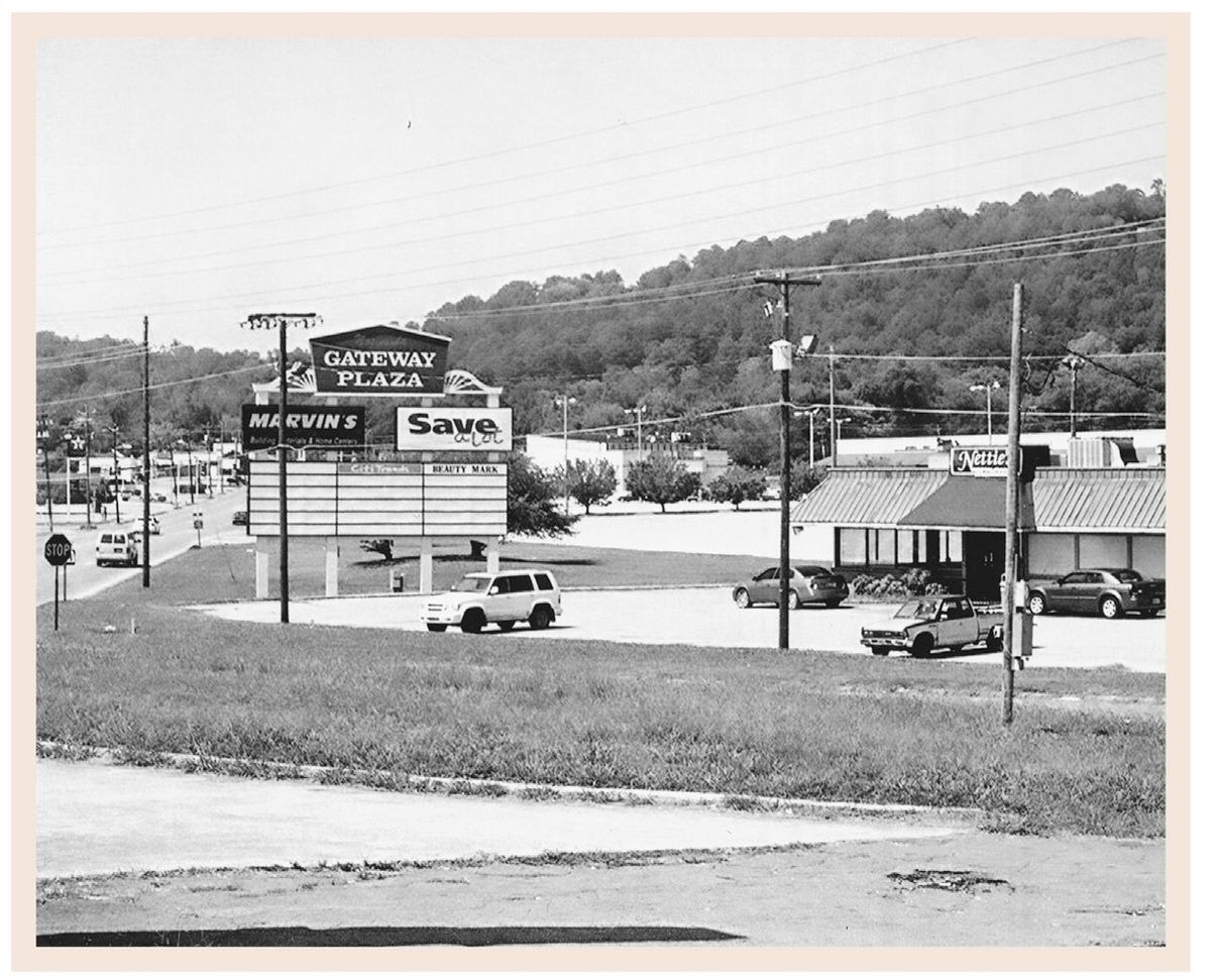 The Gadsden Car Works was located at the present site of the Noccalula Gateway - photo 10