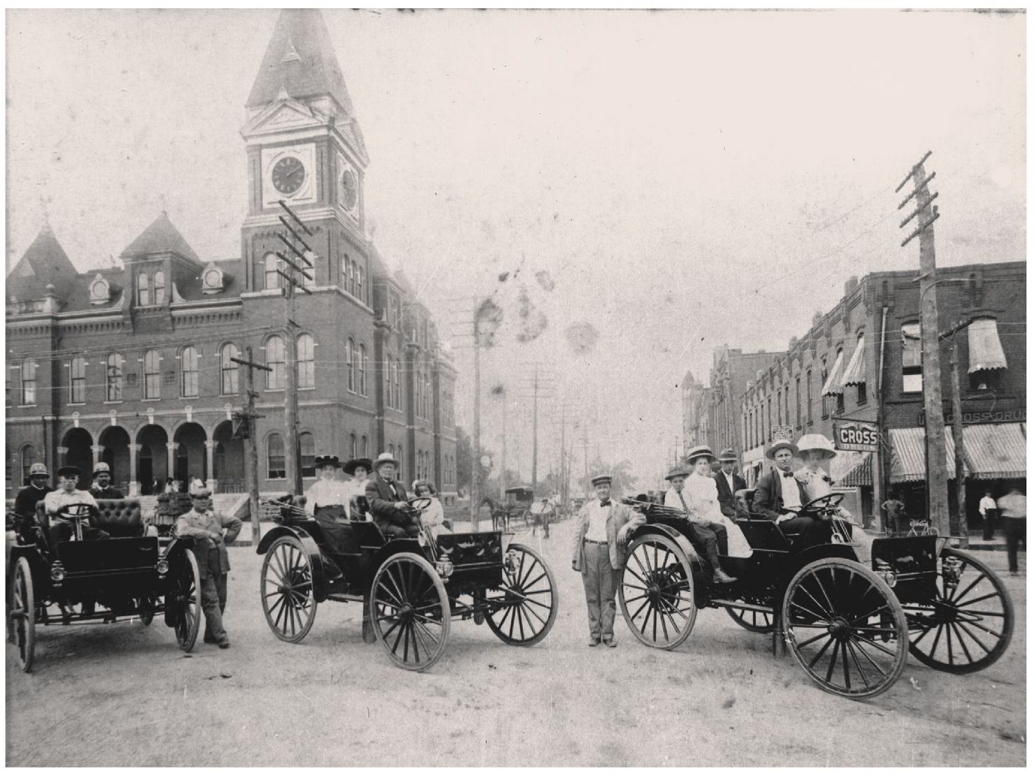 The corner of Fourth and Broad Streets was originally known as Courthouse - photo 14