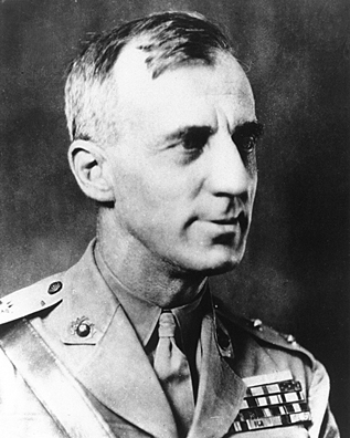 SMEDLEY DARLINGTON BUTLER 1881-1940 TEXTO Born West Chester Pa July 30 - photo 4