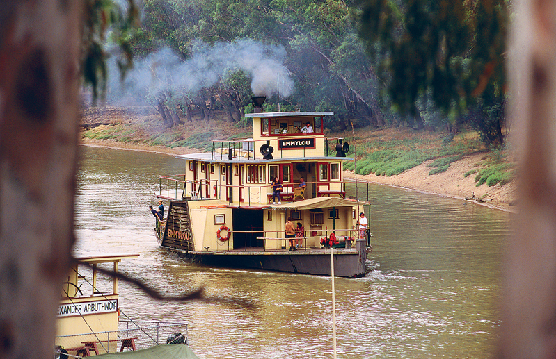 Emmylou Paddlesteamer on Murray River CLAVER CARROLLLONELY PLANET IMAGES - photo 8