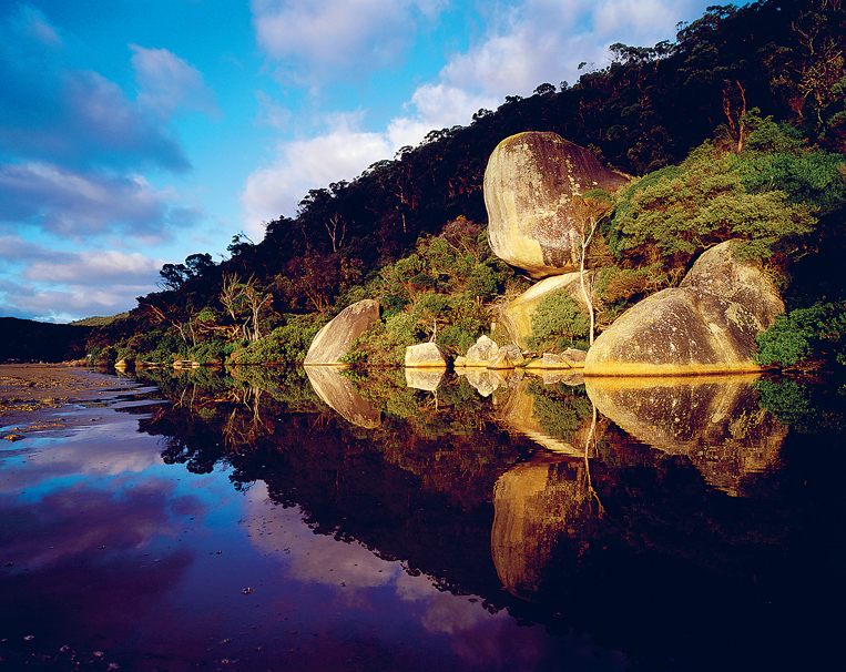 Whale Rock Tidal River RICHARD IANSONLONELY PLANET IMAGES Mildura The - photo 7