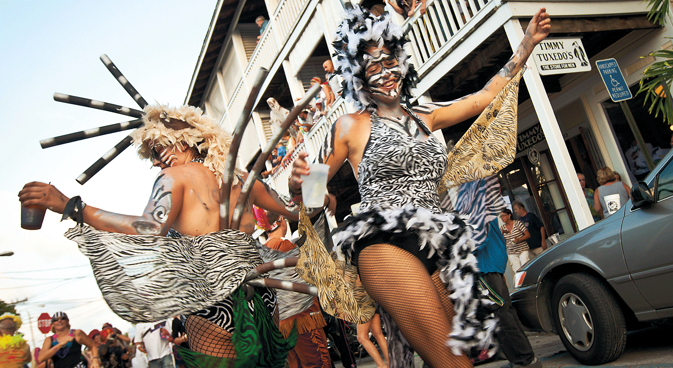 RICHARD ELLIS ALAMY Exploring Calle Ocho Ellos llaman a este barrio - photo 8