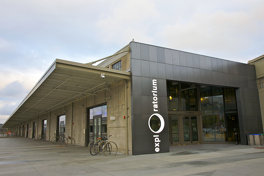 Exploratorium BARRY WINIKER GETTY IMAGES San Francisco Top Sights Golden - photo 8