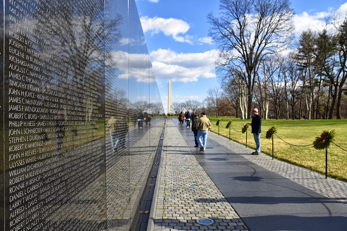 GIUSEPPECRIMENI SHUTTERSTOCK Washington DC Top Sights Washington Monument - photo 8