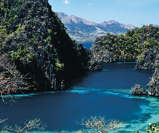 Coron Island Palawan TOM COCKREMLONELY PLANET IMAGES Boracay It wasnt - photo 7