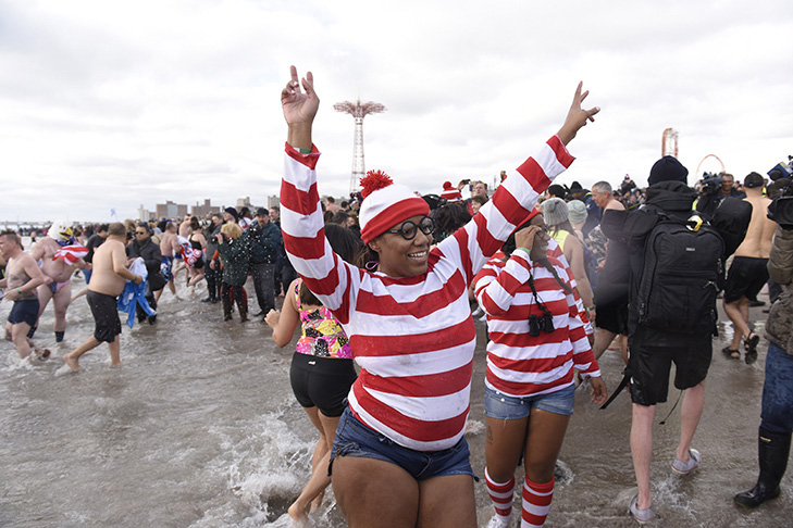 New Years Day Swim A KATZ SHUTTERSTOCK Lunar Chinese New Year - photo 8