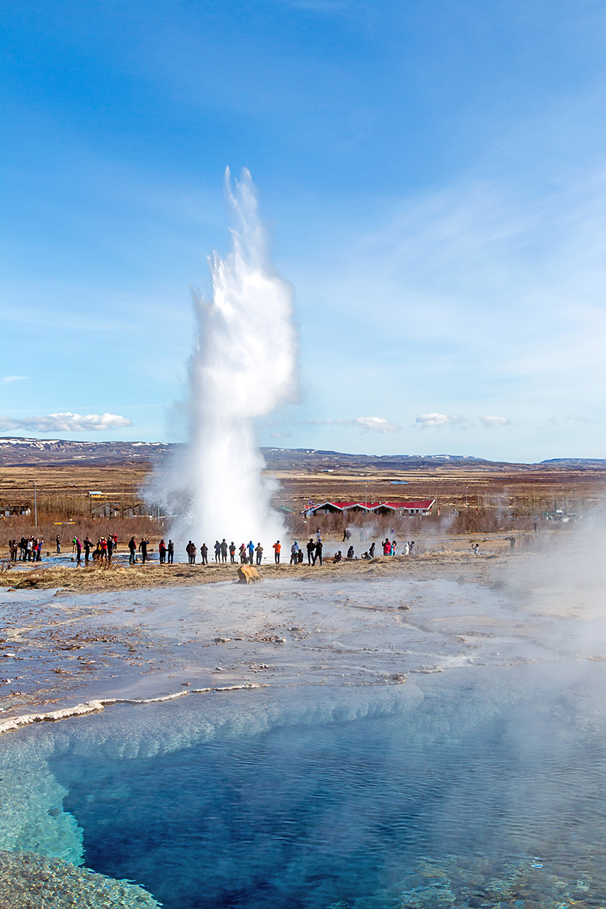 JUANAMARI GONZALEZSHUTTERSTOCK Reykjavk Southwest Iceland Top Sights - photo 14