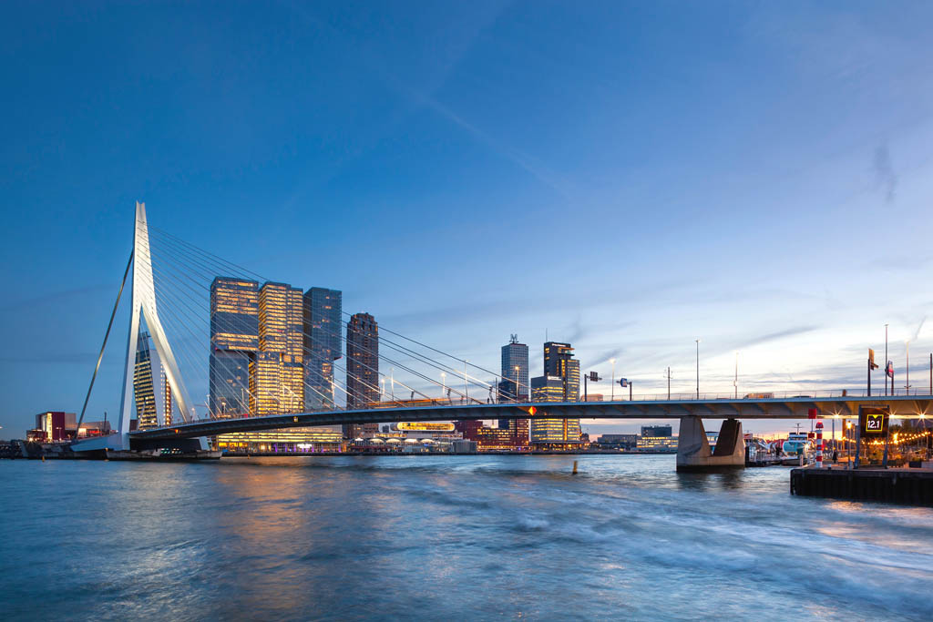 and Wilhelminapier PETER DE KIEVITHSHUTTERSTOCK RotterdamTop Sights - photo 4