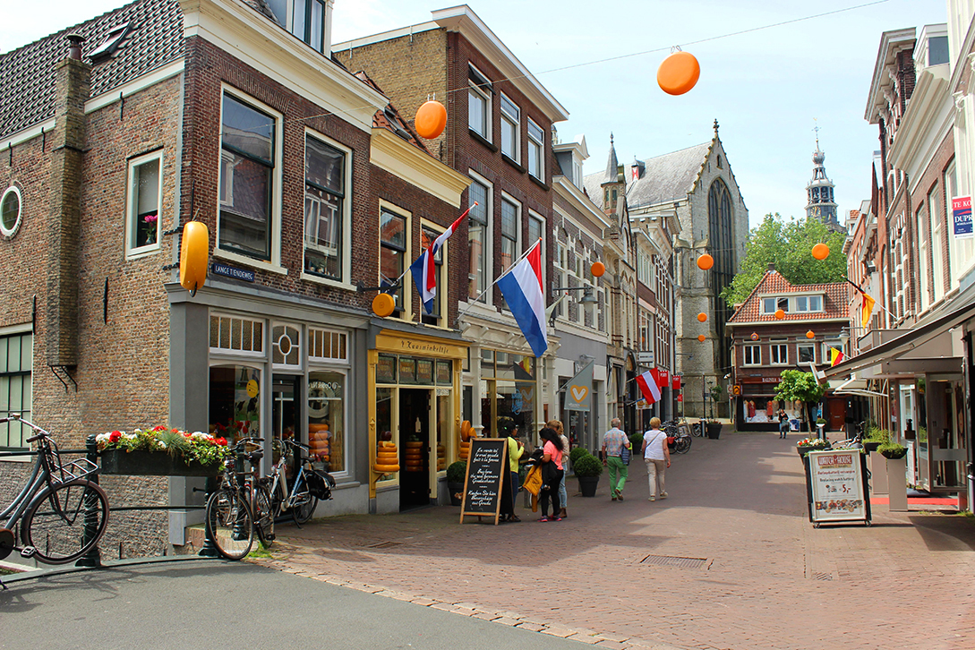 DANIEL BARTOSSHUTTERSTOCK Eating Forget fine dining Rotterdammers dont - photo 12