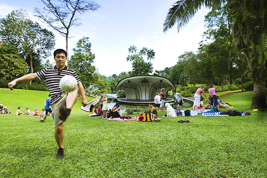 FELIX HUGGETTY IMAGES Singapore Top Sights Get up close and personal with - photo 8