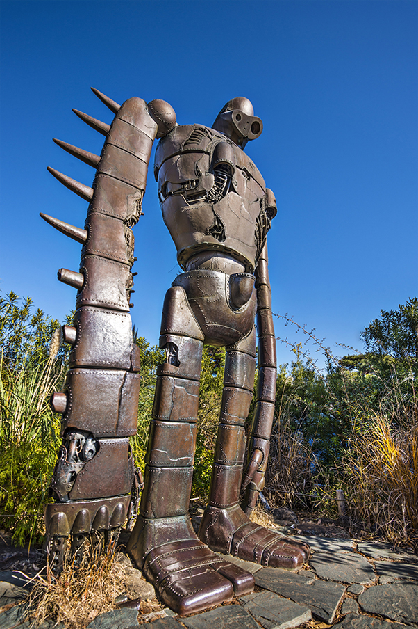 ROBOT SOLDIER MUSEO DARTE GHIBLI SEAN PAVONE SHUTTERSTOCK Tokyo Top - photo 14