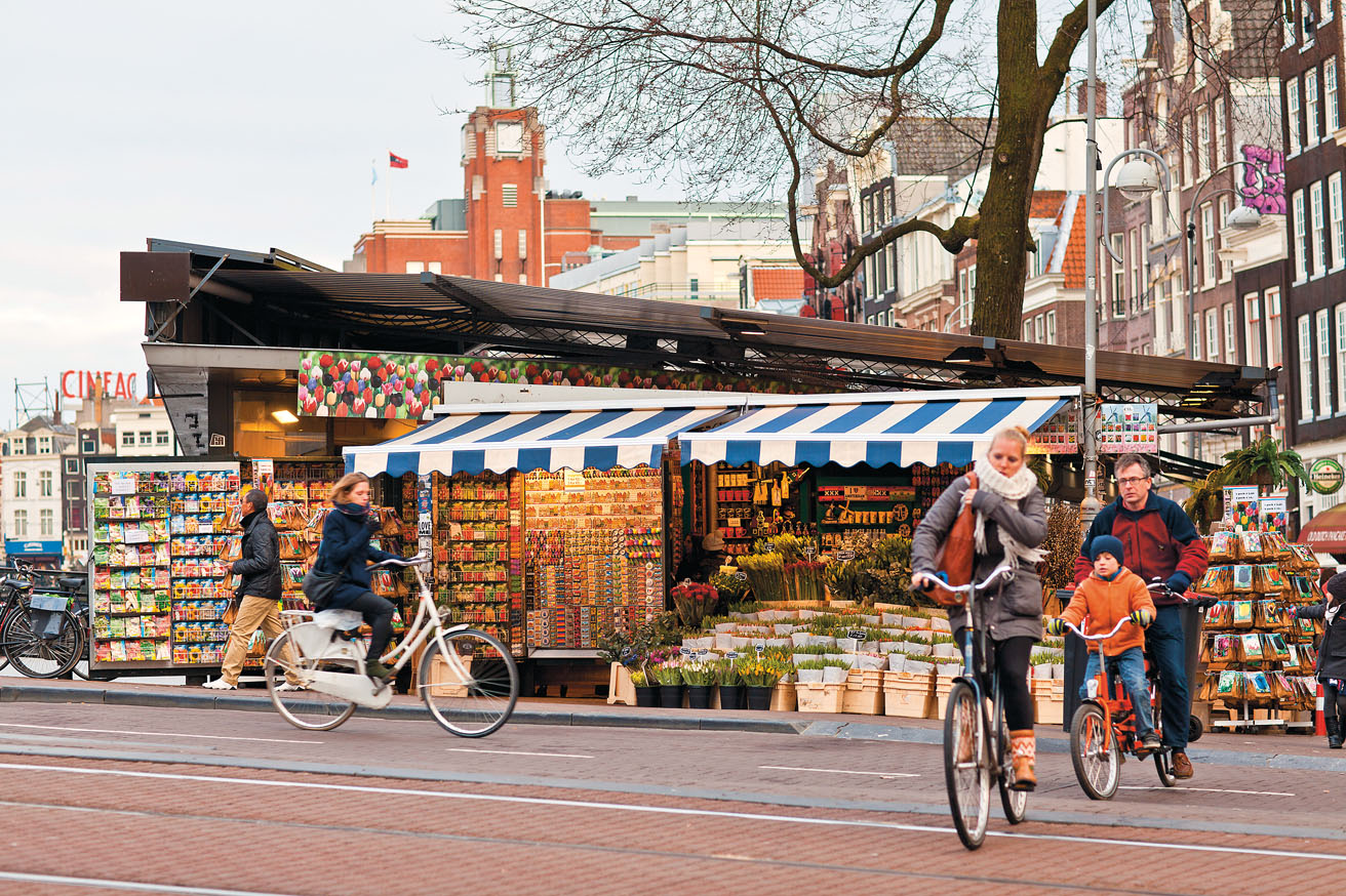 Bloemenmarkt MERTEN SNIJDERSGETTY IMAGES Why I Love Amsterdam By Karla - photo 19