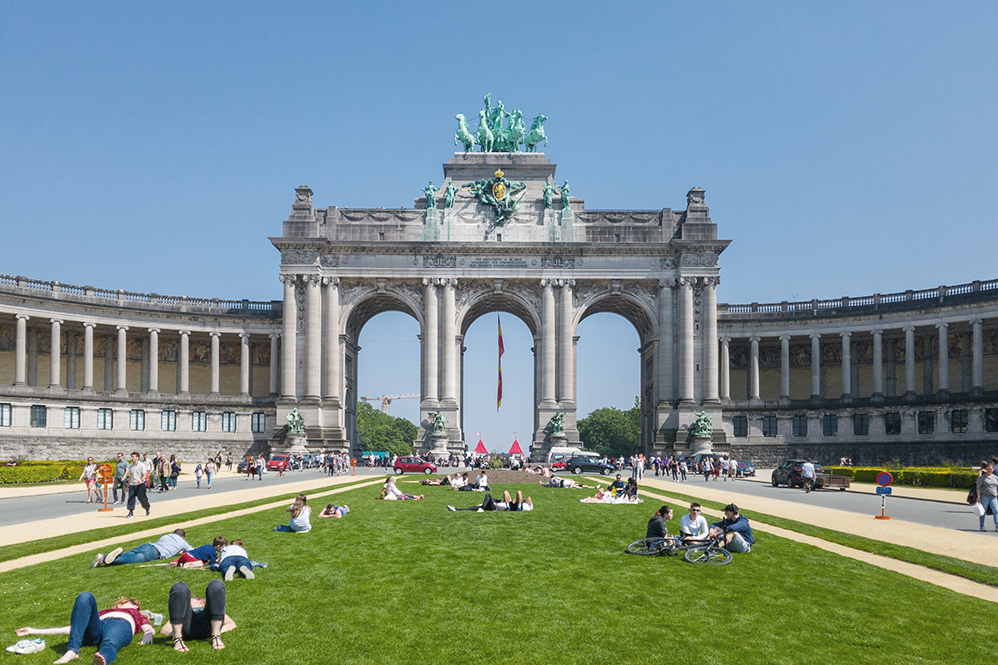 PICS FACTORYSHUTTERSTOCK Bruges Brussels Top Sights World cultures on - photo 11