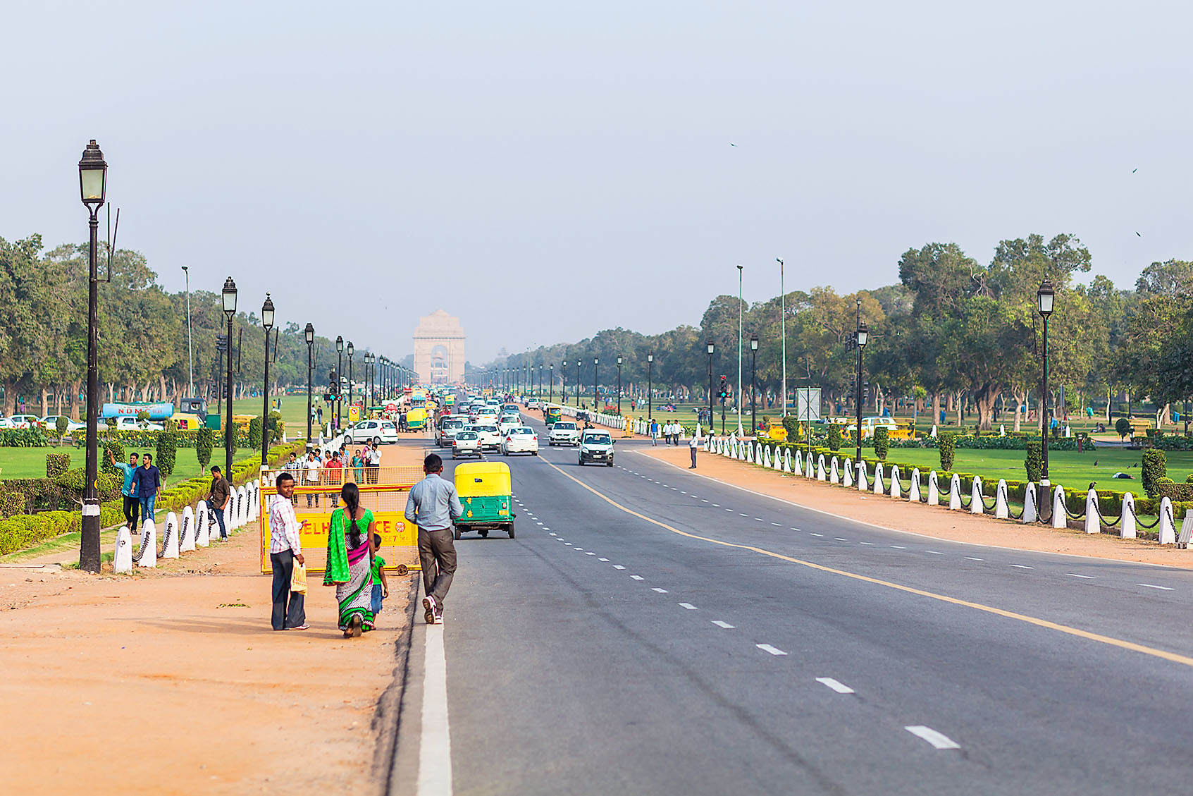 NOMADSTEAMSHUTTERSTOCK Delhi Agra Top Sights Delhis prodigious Old - photo 12