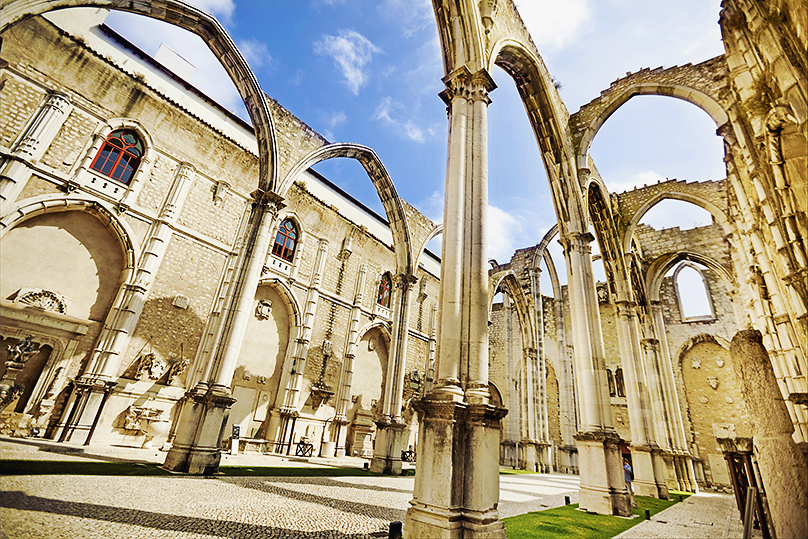 Convento do Carmo AlijaGetty Images Lisbon Top Sights Lisbons most - photo 12