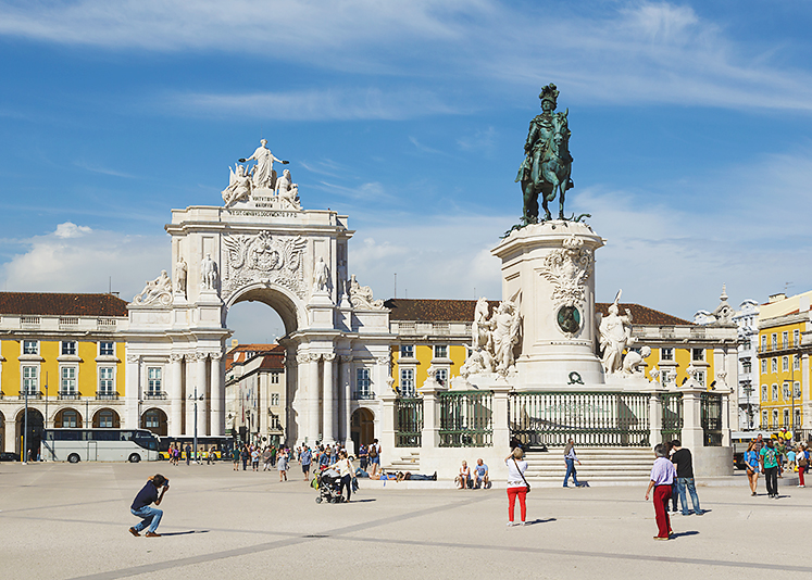 Praa do Comrcio Ken WelshGetty Images Lisbon Top Sights Vast and - photo 10