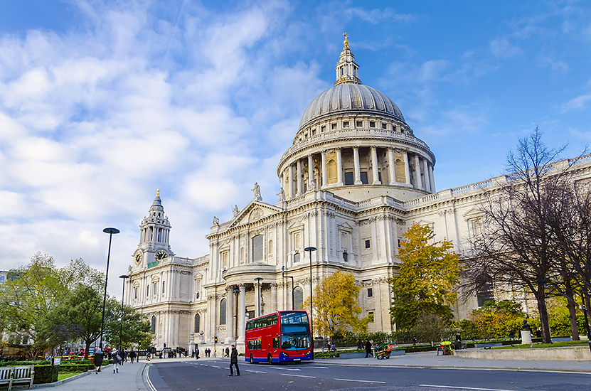 ZEFARTSHUTTERSTOCK London Top Sights A vigorous statement of modernity - photo 7