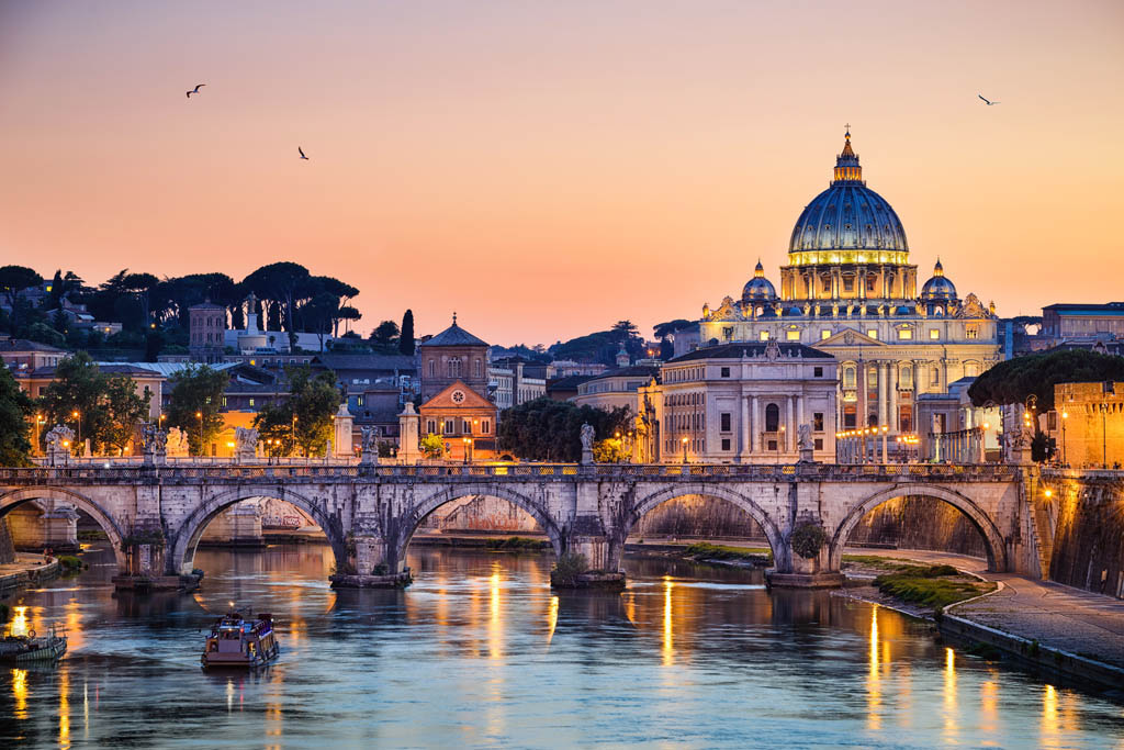 St Peters Basilica at dusk MAPICSSHUTTERSTOCK Romes historic cityscape the - photo 3