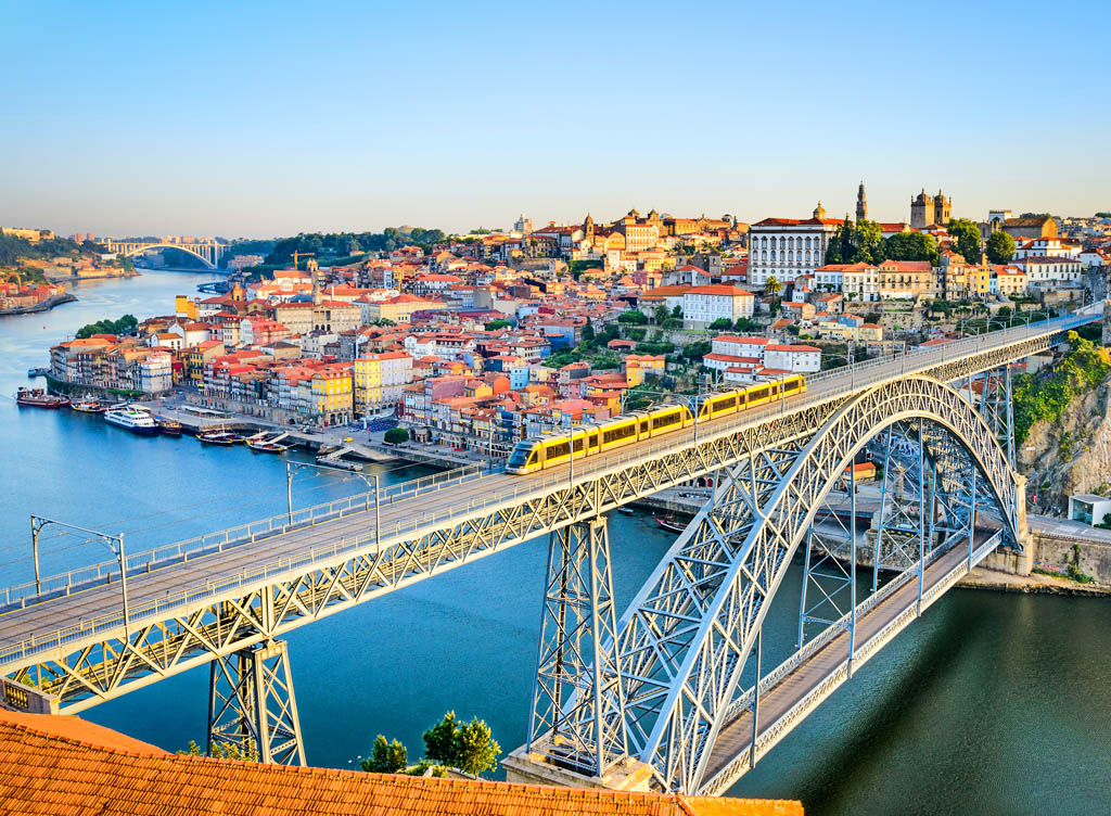 mapics shutterstock PortoTop Sights Portos crowning glory - photo 5